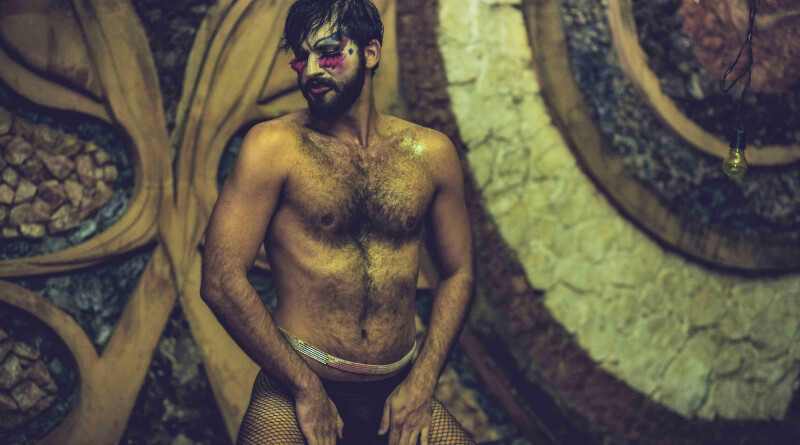 Talis Castro na Carnavalização por Heder Novaes