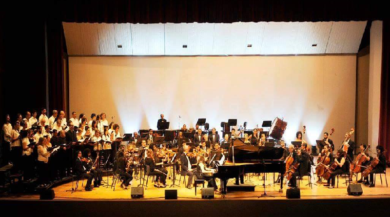 Os grupos foram criados antes mesmo da Escola de Música e se mantêm como ambientes formativos para músicos, cantores e maestros