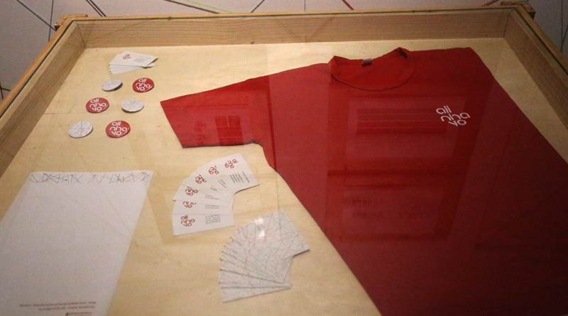 A exposição celebra o primeiro ano da empresa