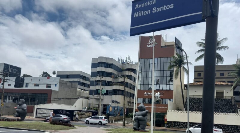 Avenida Milton Santos, Ondina, Salvador. 2022. Foto: Inara Almeida.