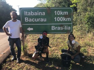 Imagem: Divulgação. De camisa branca o diretor Lula de Oliveira. 