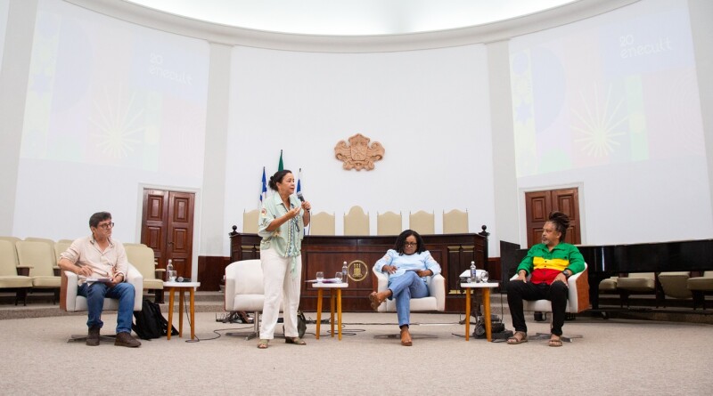 A vigésima edição do Estudos Multidisciplinares em Cultura - ENECULT acontece na UFBA e é o maior evento de estudos em cultura realizado no país, o Enecult é uma iniciativa criada com o intuito de consolidar e avançar um espaço de discussão sobre temas relacionados à cultura, numa perspectiva transversal e multidisciplinar. Fotografias por : Alfredo Lima / LABFOTO