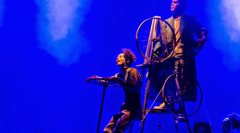 espetculo_A_Mquina_que_Dobra_o_Nada_(3)