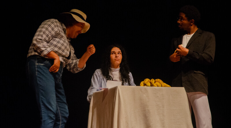 Foto - Farsa à Brasileira - 1