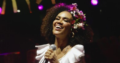 Mariene de Castro inicia celebração dos 20 anos do “Santo de Casa” neste sábado na Casa Rosa