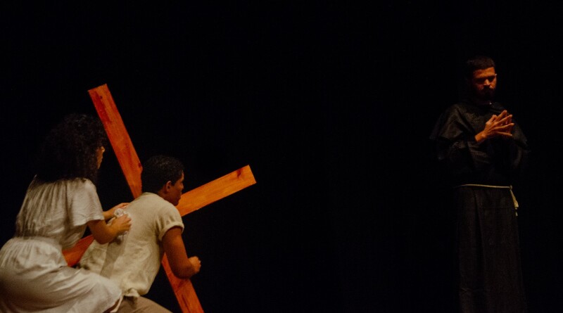 Foto_DivulgaA7A3o_-_Pagador_de_Promesas_-_Centro_Cultural_Ensaio