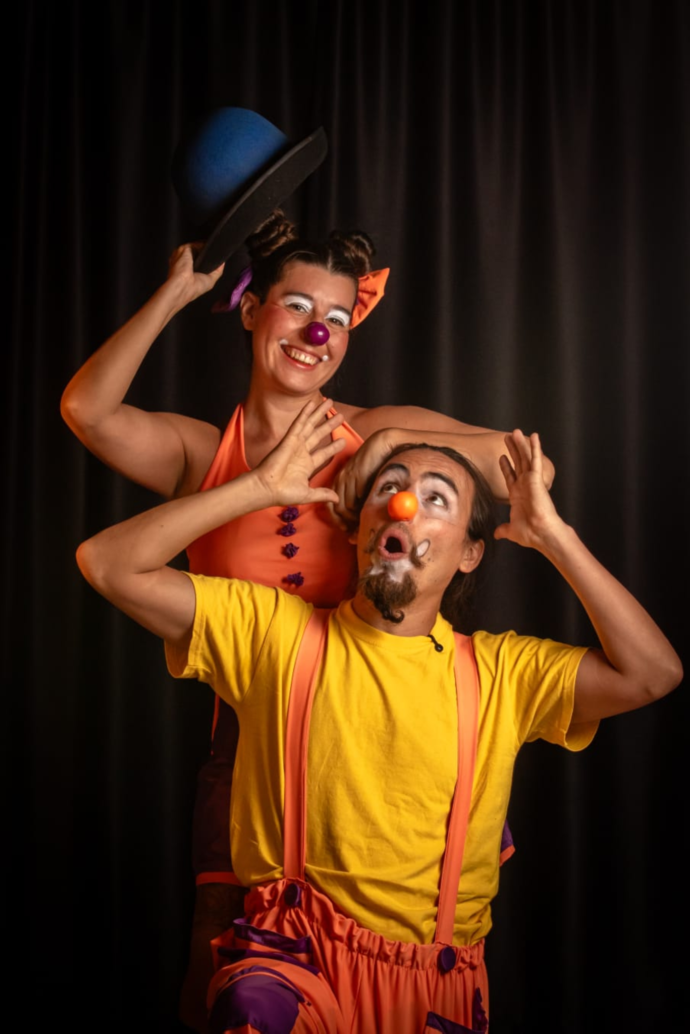 Projeto Elos e Elãs celebra Mês do Teatro e do Circo com artistas da Bahia, Rio Grande do Sul, Chile e Colômbia