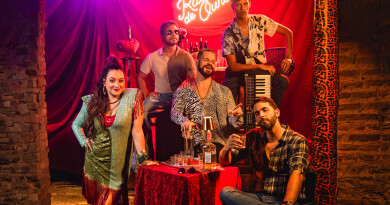 Musical sobre arrocha retorna ao Teatro Módulo com temporada em abril