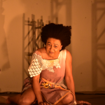 Monólogo A Confissão de Leontina é apresentado gratuitamente no Teatro SESI Rio Vermelho