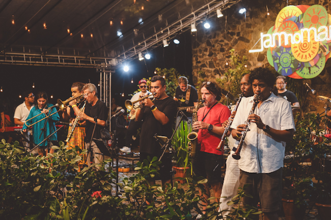 Banda Geleia Solar na JAM no MAM - foto Lígia Rizério