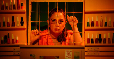 Cibele Marina dá vida à manicure Leydyanne no Quinta da Casa da Casa Rosa Cibele Marina dá vida à manicure Leydyanne no Quinta da Casa da Casa Rosa