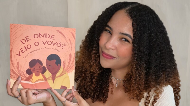 Amanda Braga e o livro 'De onde veio o vovô' - Foto Amanda Braga