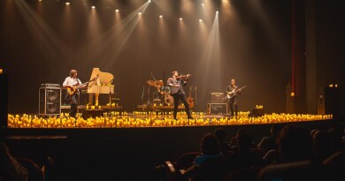 ClassRock leva clássicos do rock internacional para concerto à luz de velas no Teatro Jorge Amado, em Salvador ClassRock leva clássicos do rock internacional para concerto à luz de velas no Teatro Jorge Amado, em Salvador