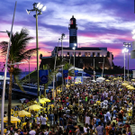 23ª Parada do Orgulho LGBT+ Bahia reúne 13 trios em Salvador na véspera do feriado da Independência