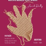 Exposição “Fazer-Pensar Crochê” apresenta obras que aproximam arte, artesanato e moda na UFBA