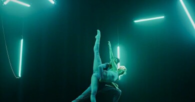 Teatro Vila Velha recebe workshop gratuito de dança com os coreógrafos espanhóis Igor Bacovich e Iratxe Ansa Teatro Vila Velha recebe workshop gratuito de dança com os coreógrafos espanhóis Igor Bacovich e Iratxe Ansa