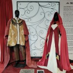 Exposição reúne figurinos históricos do teatro baiano no Forte do Barbalho